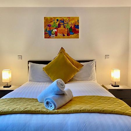 Crows Hotel Lancaster Bagian luar foto