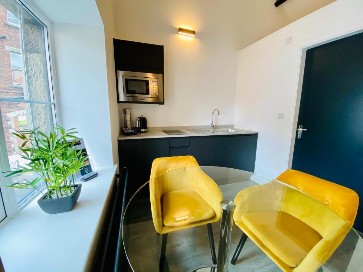 Crows Hotel Lancaster Bagian luar foto