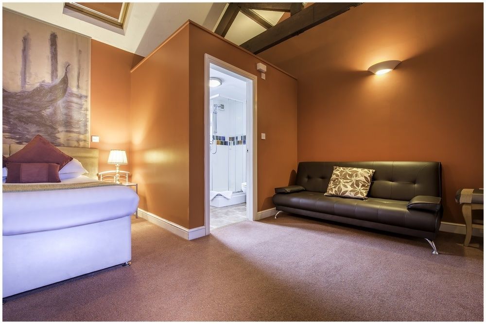 Crows Hotel Lancaster Bagian luar foto